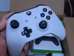 欧美 Xbox One 家庭娱乐游戏主机，搭配新款无线手柄，带给你震撼游戏体验